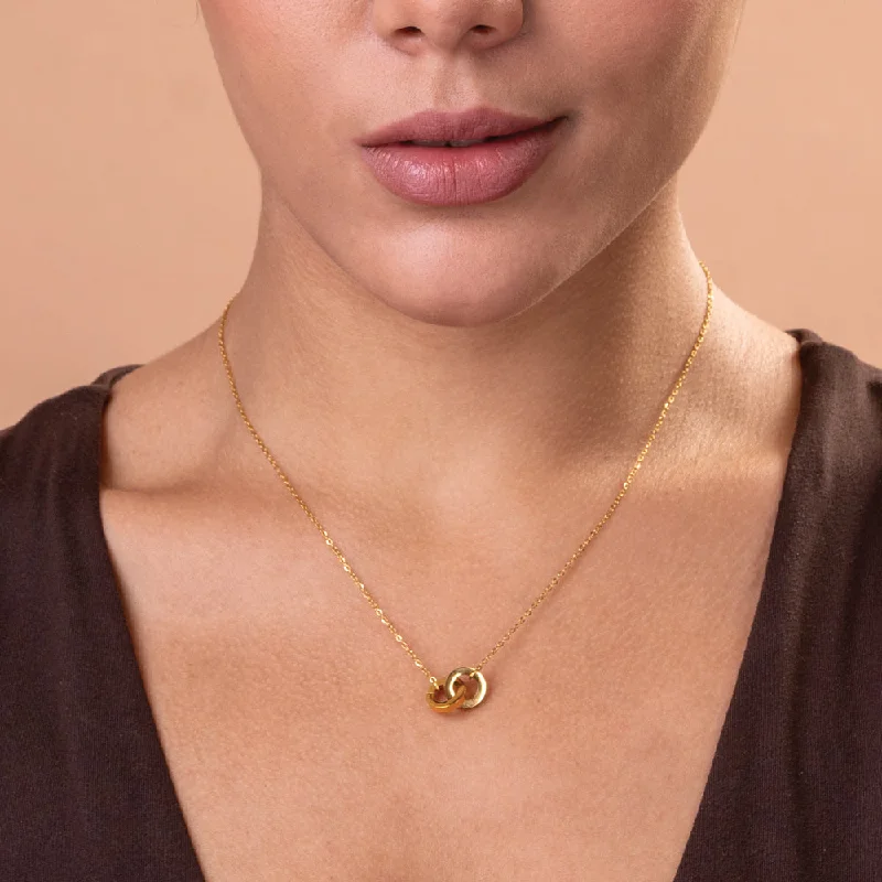 Elegant necklaces and pendants with gold chains for a chic, timeless appearance-Linked Circles Harmony Necklace