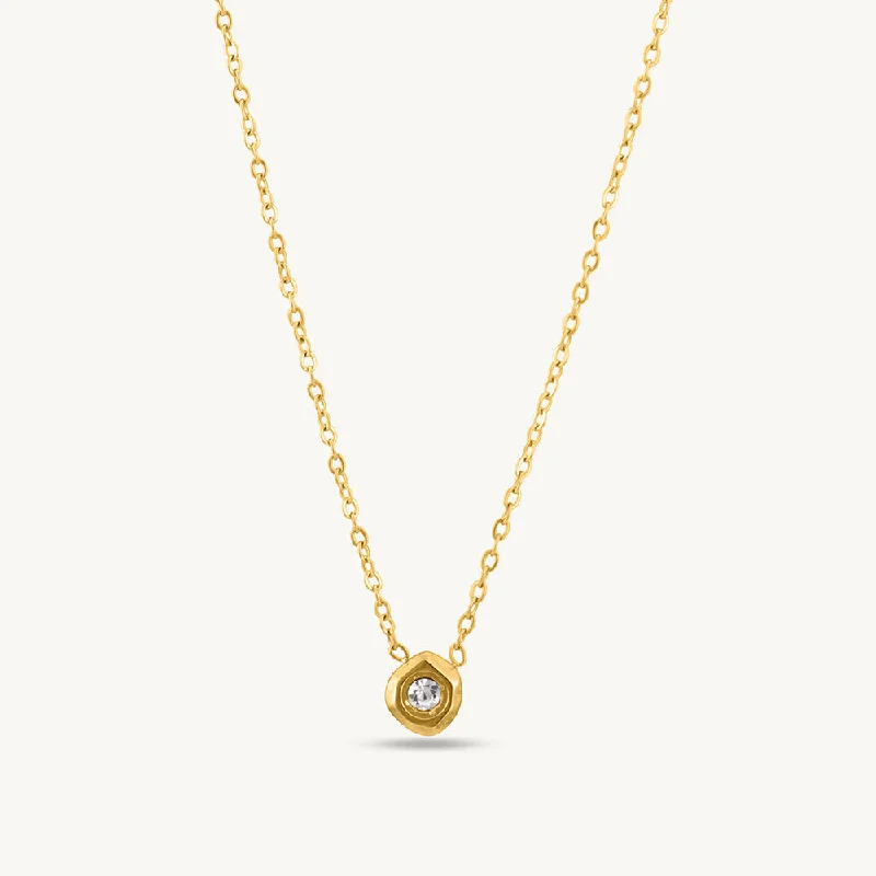 Unique necklaces and pendants with vintage-inspired designs for timeless appeal-White Gemstone Gold Chain Necklace