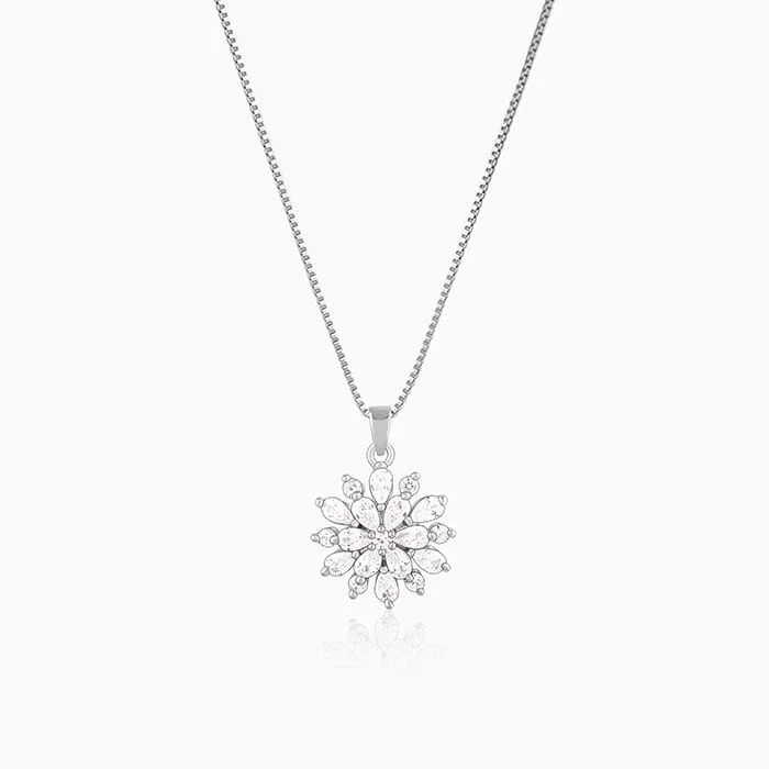 Best necklaces and pendants with statement designs for a fashionable accessory-Silver Heavenly Flower Pendant With Box Chain