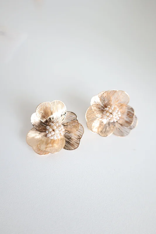 Magnetic Closure Drop Earrings for Easy -Lucy Flower Earrings