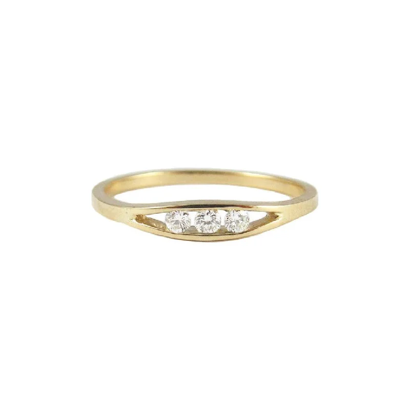 Dainty rings with subtle engraved star motifs -White Diamond Float Ring