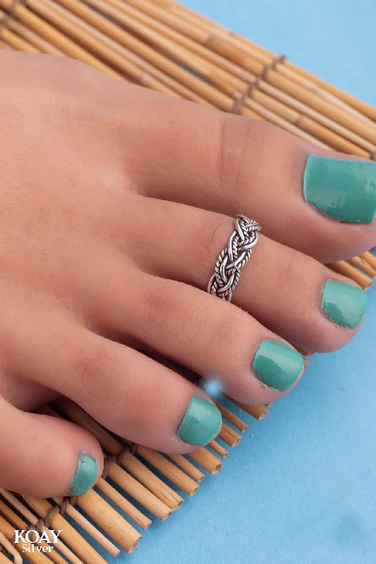 Rings with infinity loops for timeless love -Braided Toe Ring